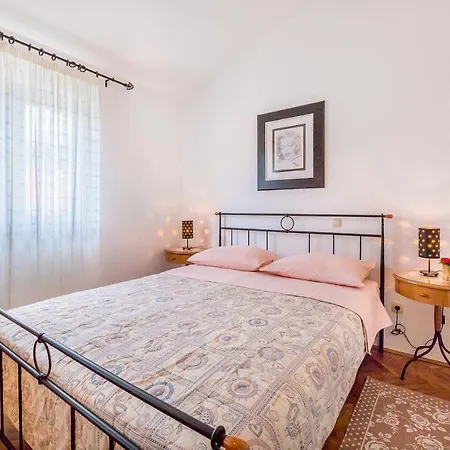 Luxurioeses 100 Meter Apartment