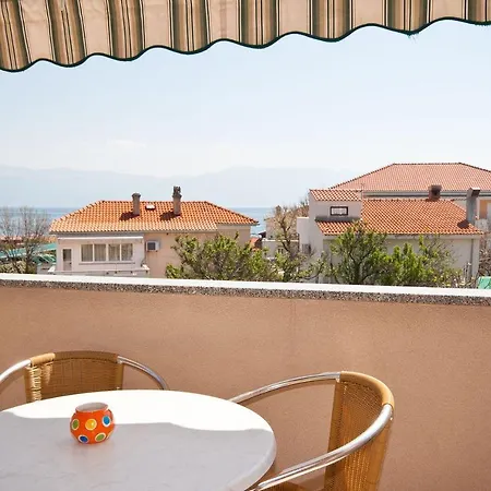 Luxurioeses 100 Meter Apartment Baška