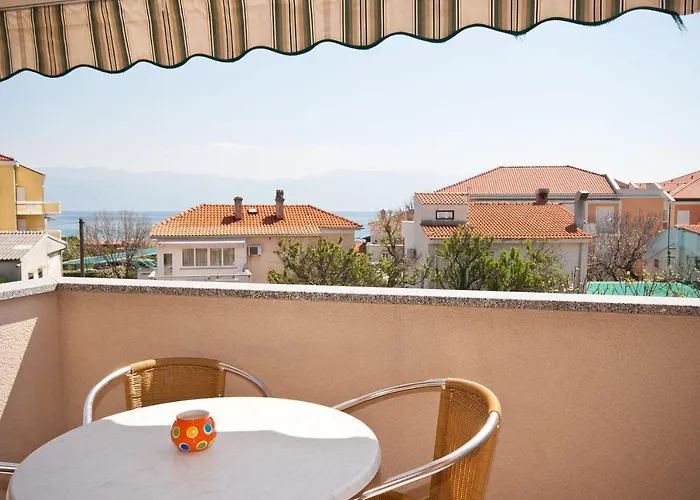Luxurioeses 100 Meter Apartment Baška