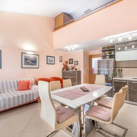 Luxurioeses 100 Meter Apartment