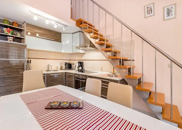 Luxurioeses 100 Meter Baška